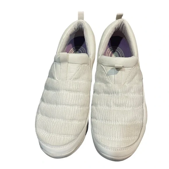 Ryka Cream Ultra Suede Casual Shoes - Picture 2 of 5